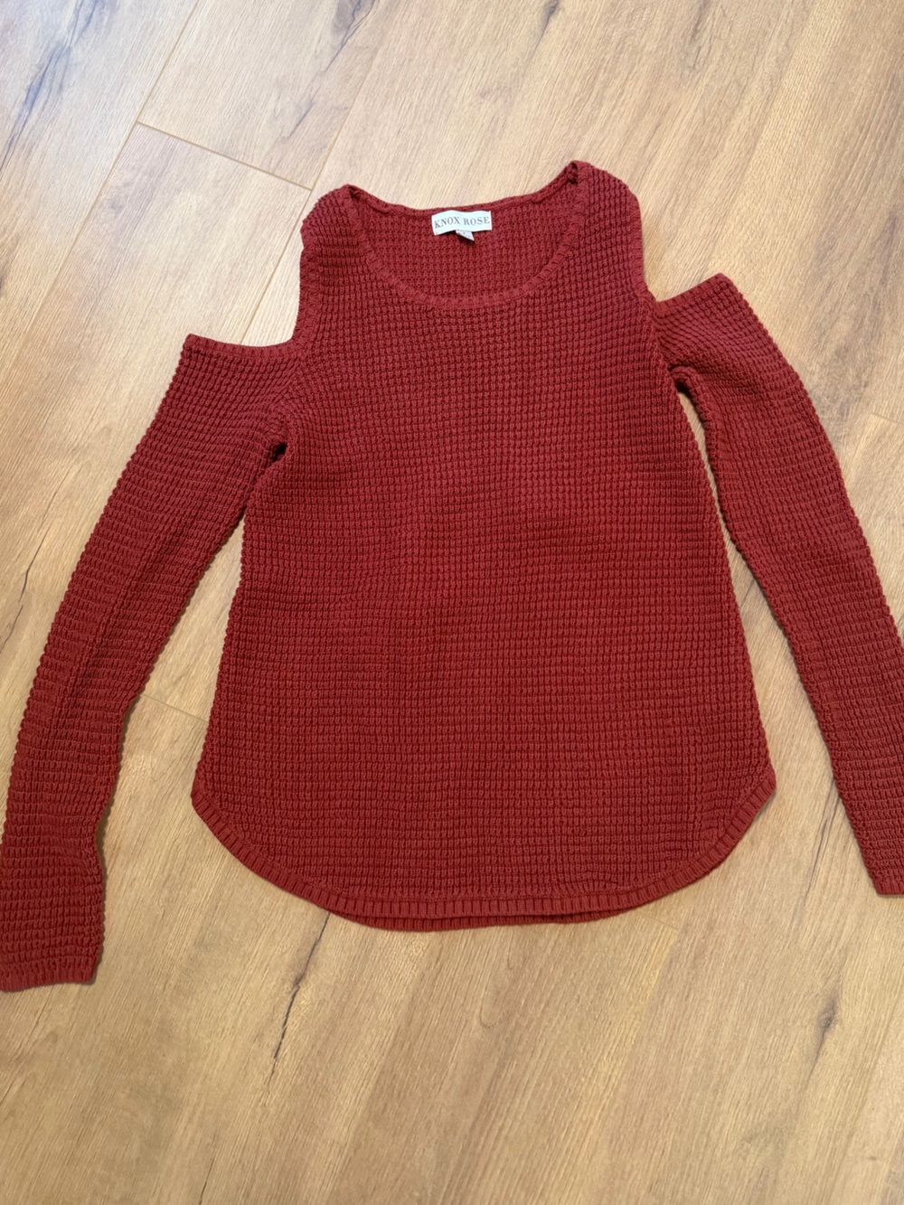 Knox Rose Burnt Sienna Cold-Shoulder Waffle Knit Sweater